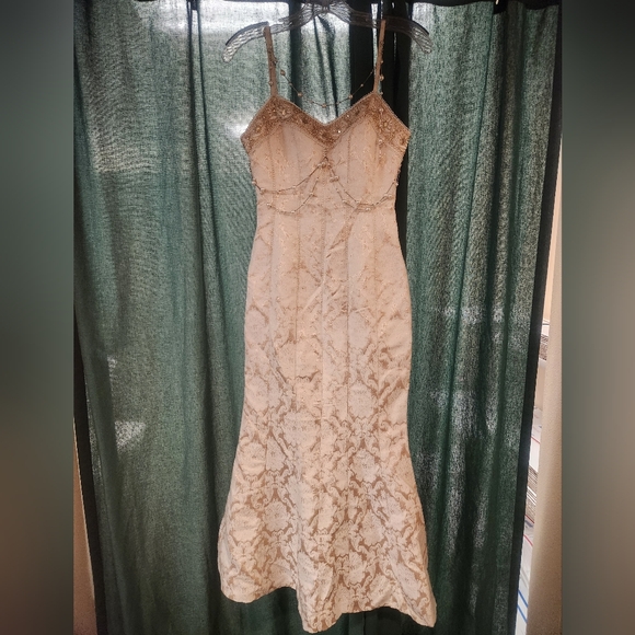 Zara Dresses & Skirts - Zara Floor Length Cream/ Gold Dress with Gold Accents and Removable Jewel Accent